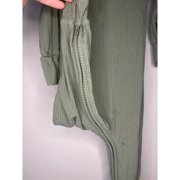 Little Sleepies Bamboo Ribbed Zippy Pajamas Minimal Cozy Neutral Size 12-18M - Picture 5 of 5